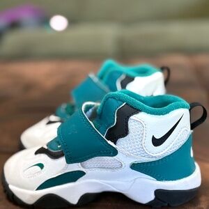 Nike-toddler 9c
